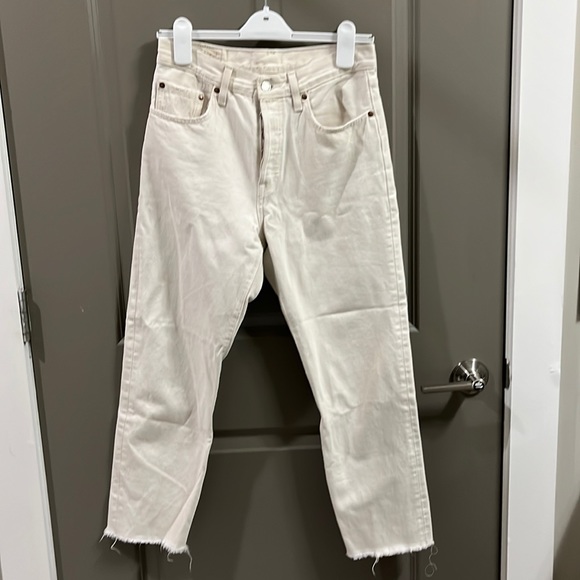 Levi’s cream 501 premium jeans, cream, raw hem, 100% cotton, size W27 L26 - Picture 1 of 5
